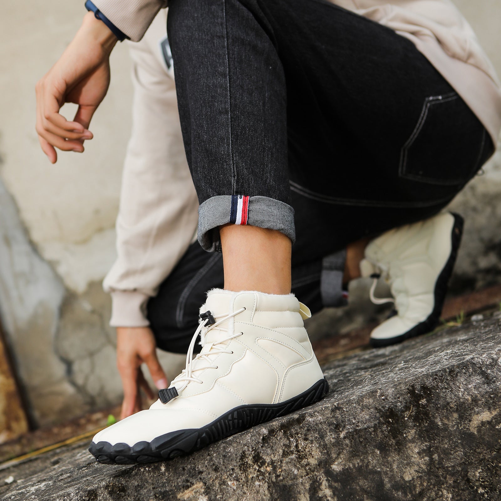 Five-finger Waterproof Fleece-lined Backpack